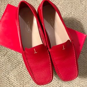 TALBOTS Tomato Red Leather Loafers 7.5M